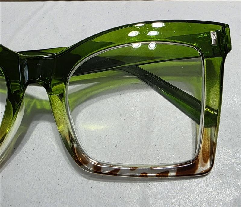 NWT EyeKepper 2.0 Square Cat Eye Green Tortoise Readers Reading Glasses 135430
