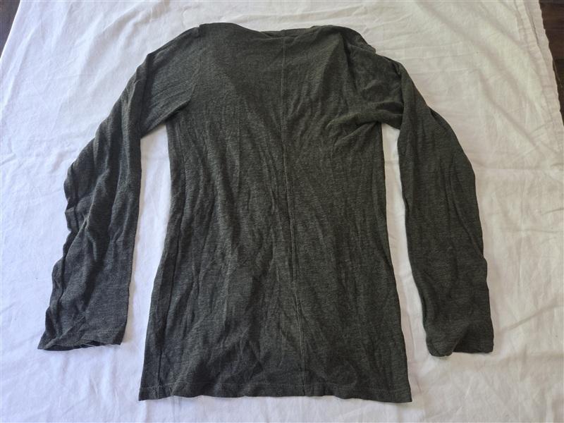 NWT Monrow XS Textured Tri-Blend Fitted Long Sleeve V Neck Tee Green 135446