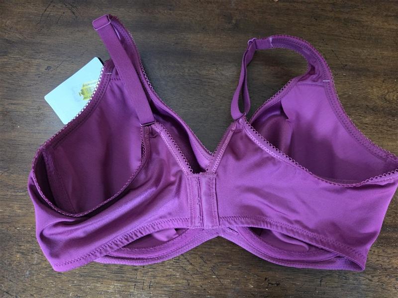 NWT Wacoal 38DD Basic Beauty Contour Spacer Bra 853192 Purple 135475