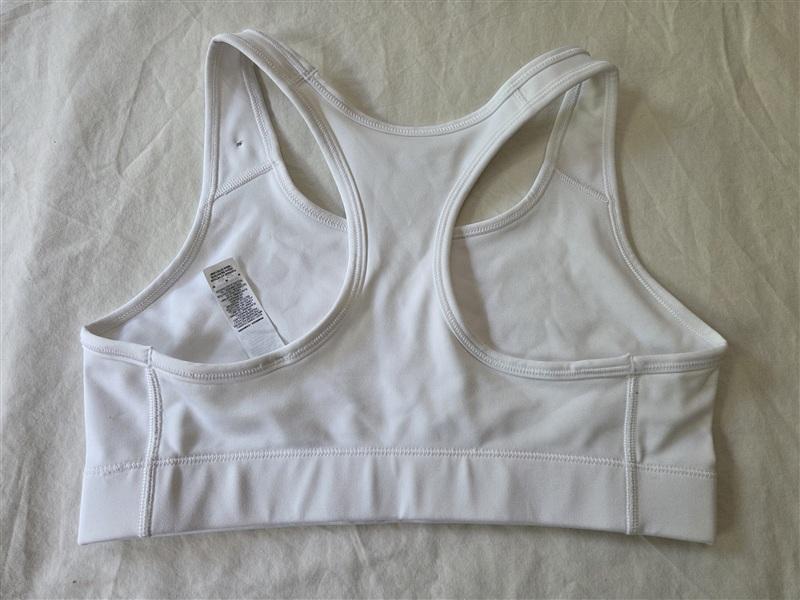 NWT Nike Pro M Classic Swoosh Medium Control Wireless Sports Bra White 135482