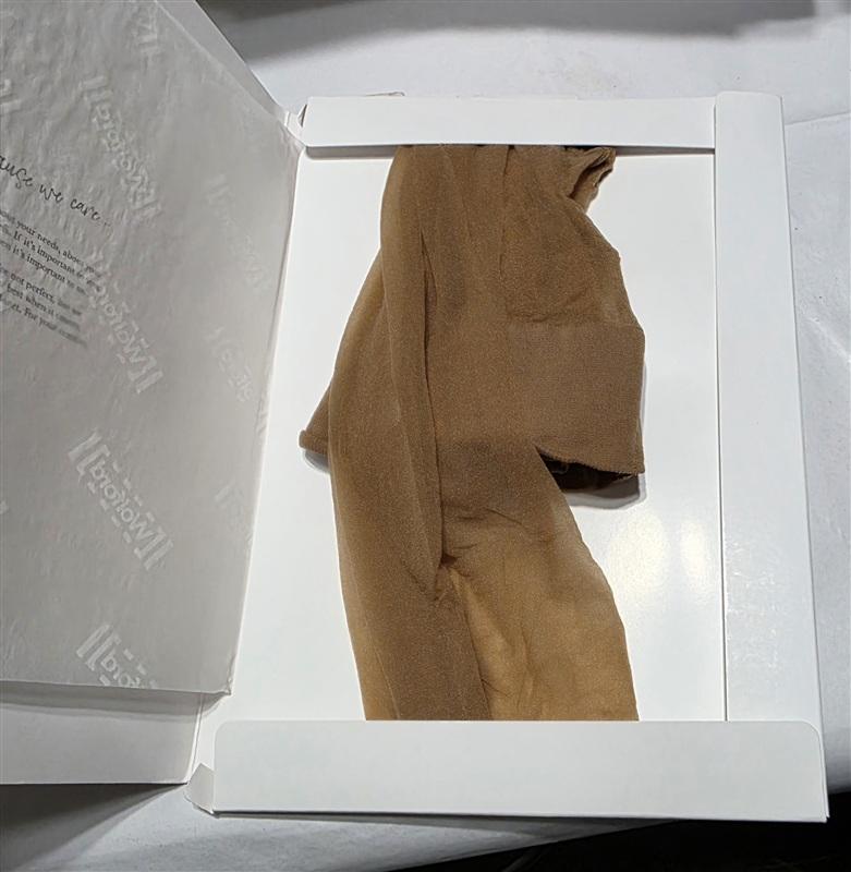 NWt Wolford S Nude 8 Tights Panty Hose Nearly Invisible Honey 135503