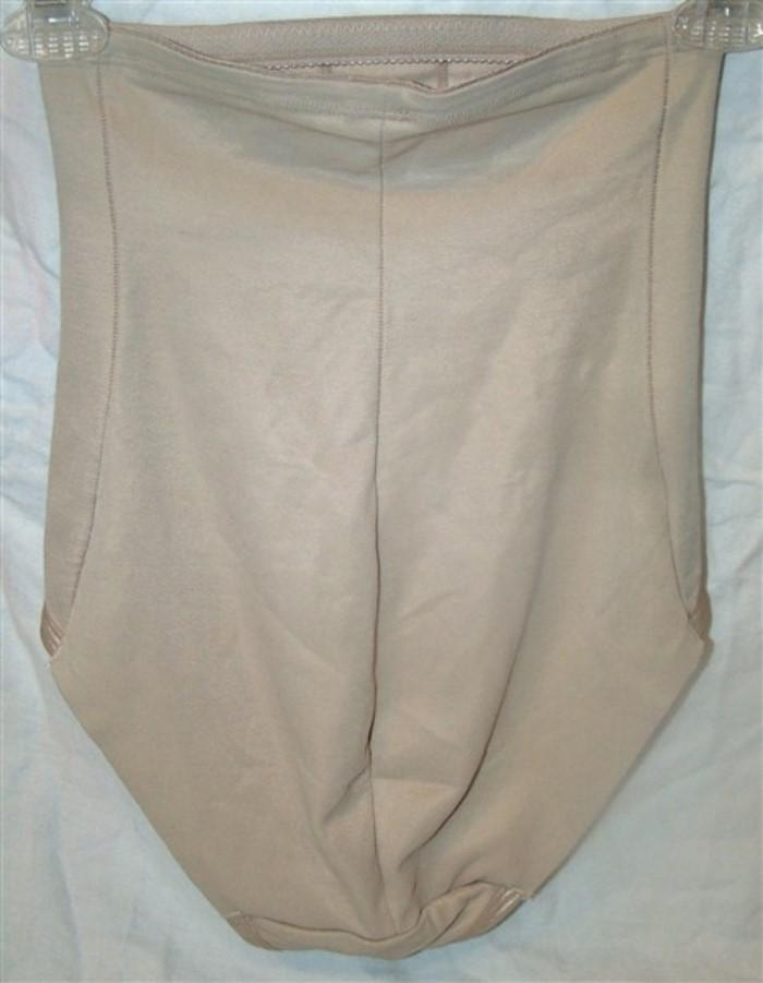 NWT MiracleSuit M Hi Waist Brief Shaper Wonder Edge 2705 Beige 135562