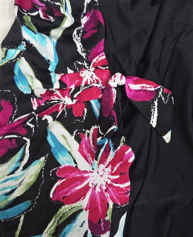 NWT Maxine Of Hollywood 14 In Full Bloom Wide Strap Sarong 1PC Swimsuit 135614