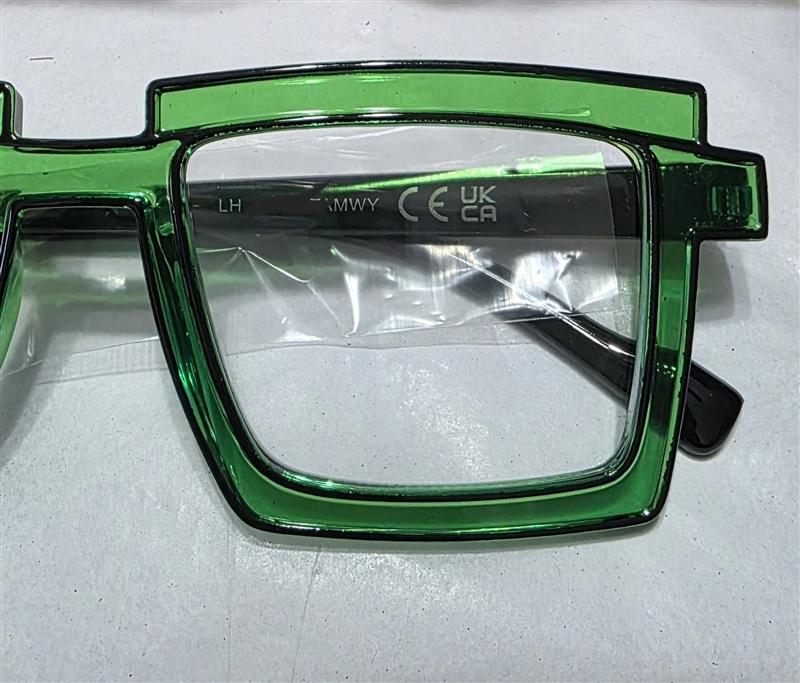 NWT EyeKepper 2.5 Green Square Cartoon Outline Readers Reading Glasses 135649