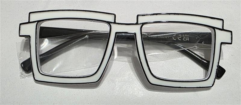 NWT EyeKepper 1.5 White Square Cartoon Outline Readers Reading Glasses 135651
