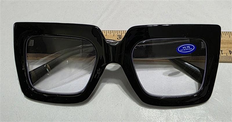 NWT EyeKepper 1.75 Square Cat Eye Black Solid Readers Reading Glasses 135655