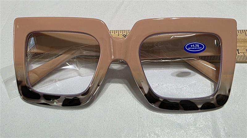NWT EyeKepper 1.75 Square Cat Eye Pink Tortoise Readers Reading Glasses 135656