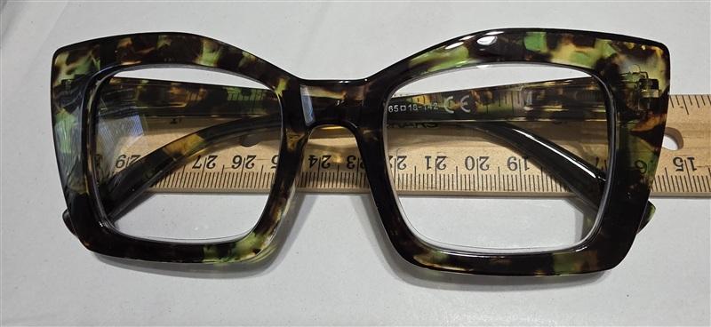 NWT EyeKepper 2.5 Square Cat Eye Green Tortoise Readers Reading Glasses 135666