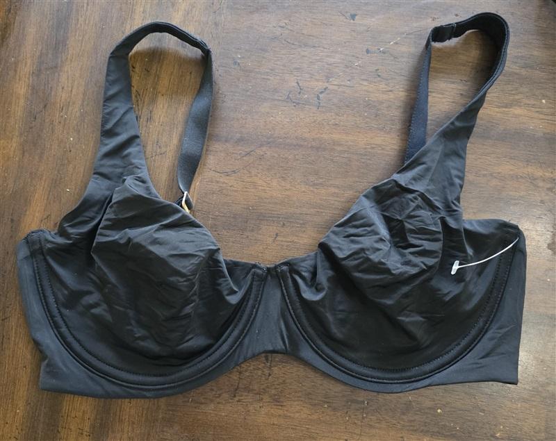 NWOT CUUP 30F The Triangle Underwire Micro Fiber Black Bra 135712