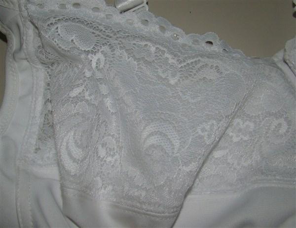 NWOT Glamorise 34D Elegance Front Close Underwire Bra 1245 White 135736