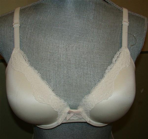 NWTD Maidenform 36D Comfort Devotion Embellish Ex Coverage 9404 Ivory 135738