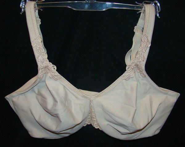 NWOT Wacoal Bodysuede 42DD Ultra Full Figure Seamless 85814 Underwire Bra 135747