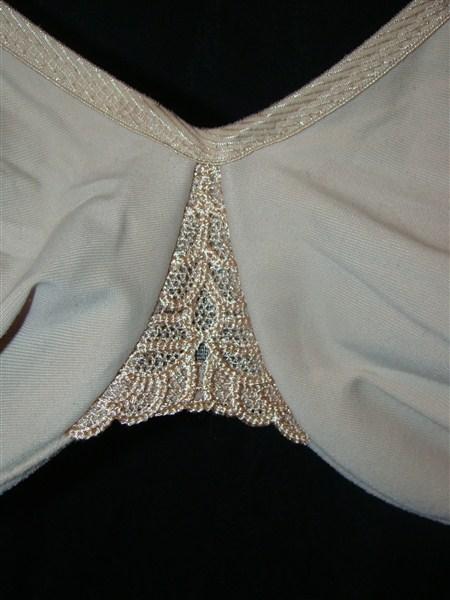 NWOT Wacoal Bodysuede 42DD Ultra Full Figure Seamless 85814 Underwire Bra 135747