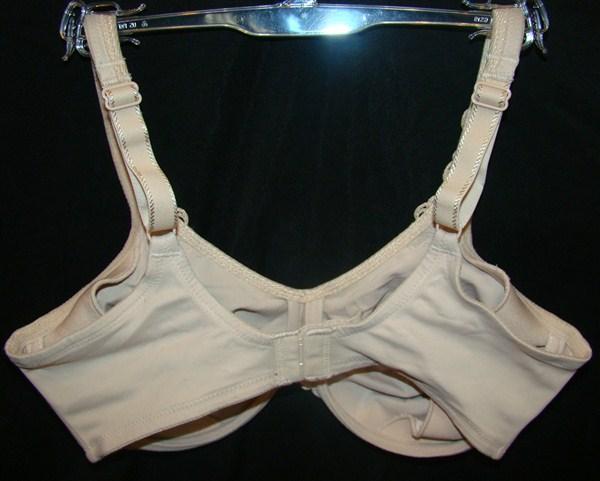 NWOT Wacoal Bodysuede 42DD Ultra Full Figure Seamless 85814 Underwire Bra 135747