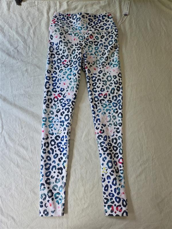 NWT Sol Angeles XS Cazador Active Leggings Floral Cheetah 135761