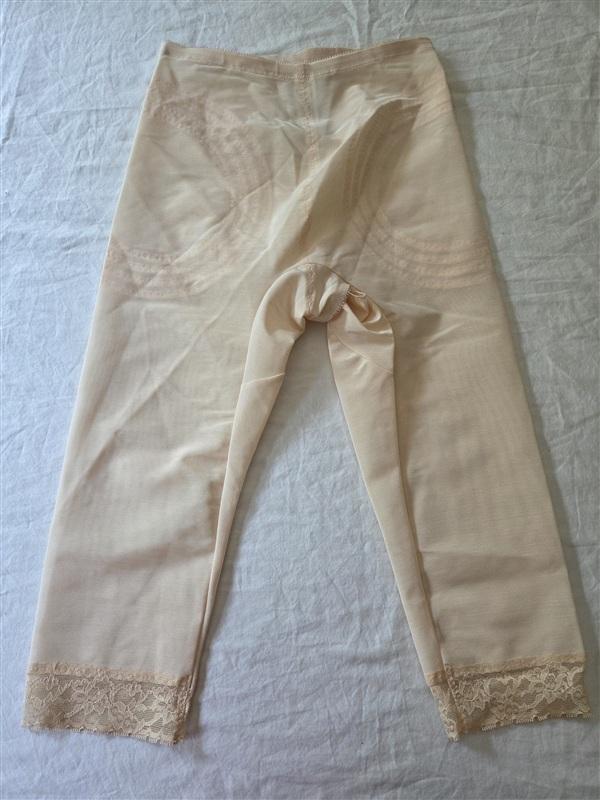 NWT Rago 2X 3X Capri Pant Liner Power Mesh Fabric Extra Firm 6269 Beige 135767