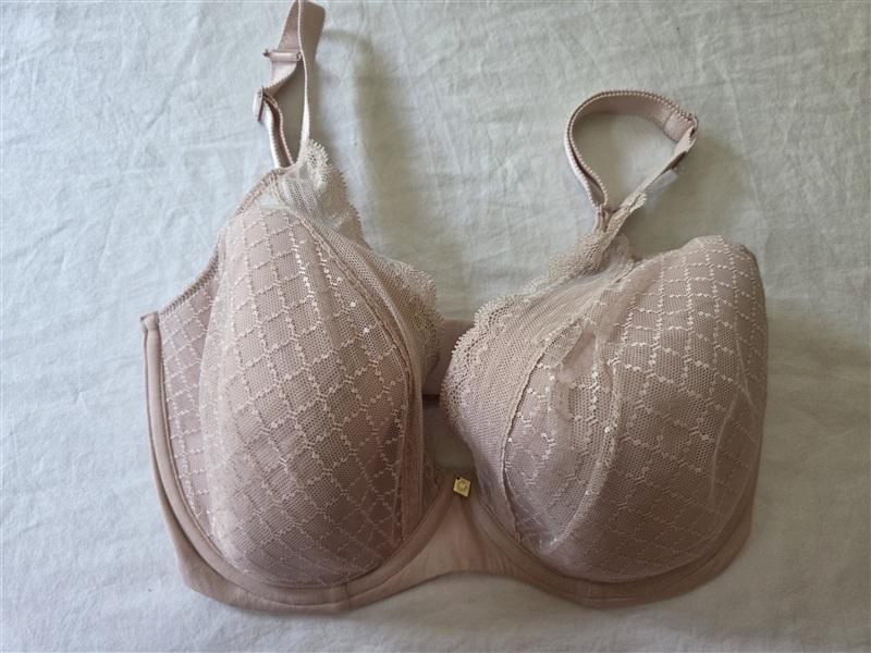 NWOTD Chantelle 34H Norah Chic Plunge T-Shirt Bra 16MN Pink 135769