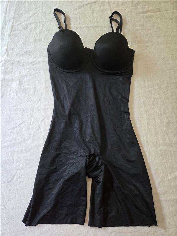 NWT Assets S Red Hot Spanx Convertible Cupped Mid-Thigh Bodysuit 10173R 135771