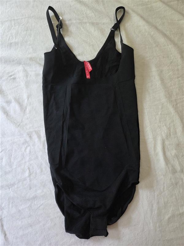 NWOT SPANX S OnCore Open-Bust Panty Bodysuit 10129r Black 135776