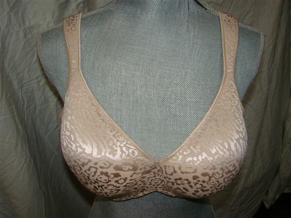 NWT Bali 42DDD Live It Up Underwire Full Coverage Bra 3353 Beige Cheetah 135792