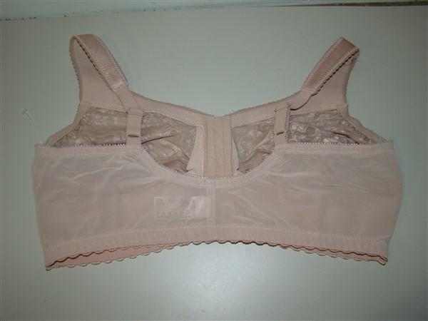 NWOT Glamorise 44C MagicLift Front Close Support Bra 1200 Beige 135816