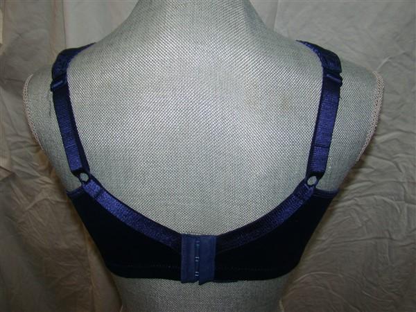 NWOT Playtex 18 Hour 38B Ultimate Lift and Support Bra 4745 Blue 135821