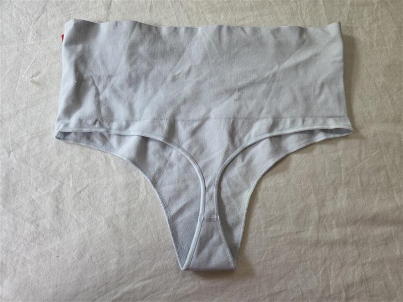 NWTD Spanx XL Everyday Shaping Panties Thong SS0815 Blue 135823