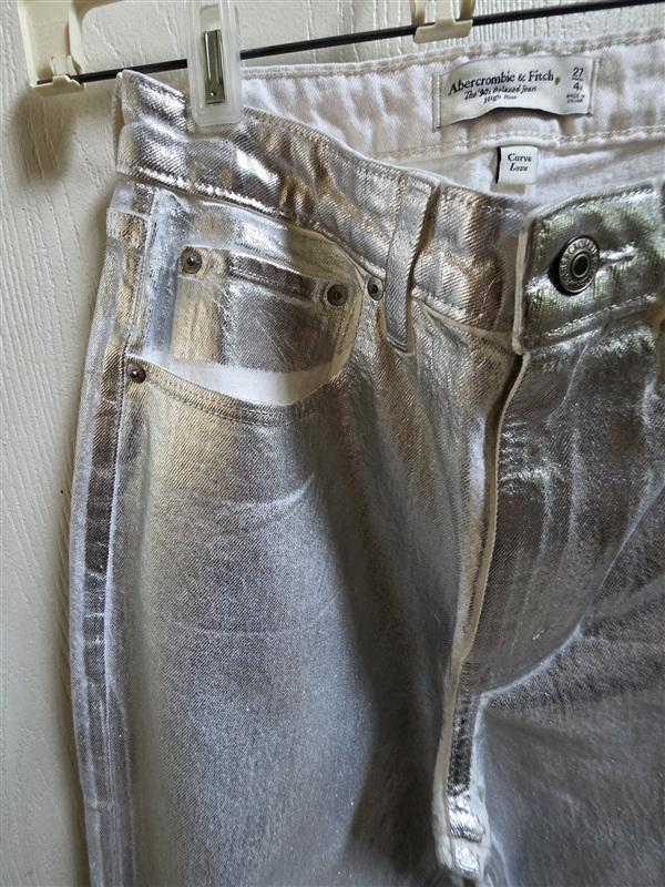 NWT Abercrombie & Fitch 90's High-Rise Curve Love Silver Metallic Jeans 135837