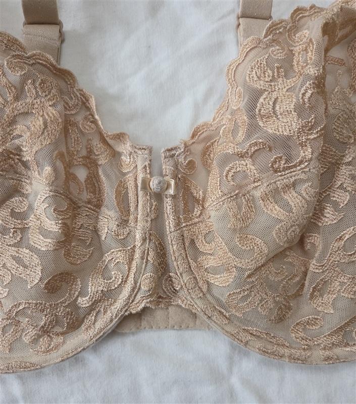NWOT Wacoal 40DDD Arabesque Lace Underwire Bra 85199 Beige 135922