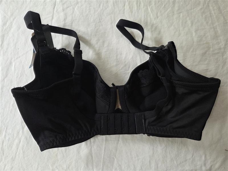 NEW Wacoal 32DDD Maternity Foam & Lace Bra 859221 Black 135969