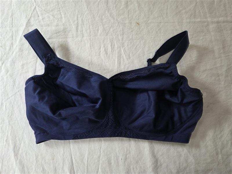 NWOT Glamorise Soft Shoulders Full-Figure T-Shirt Bra 1080 40DD Blue 135974