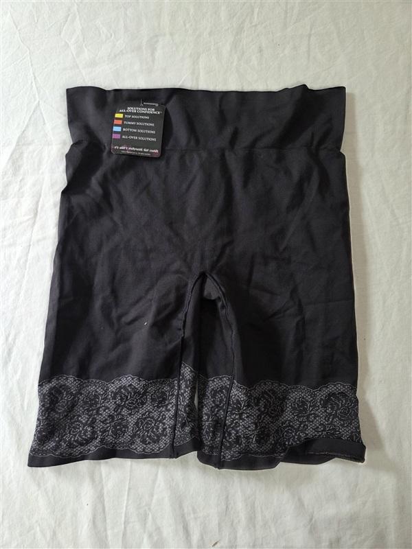 NWT Maidenform L Peek Out Seamless Thigh Slimmer DM1005 Black 135975