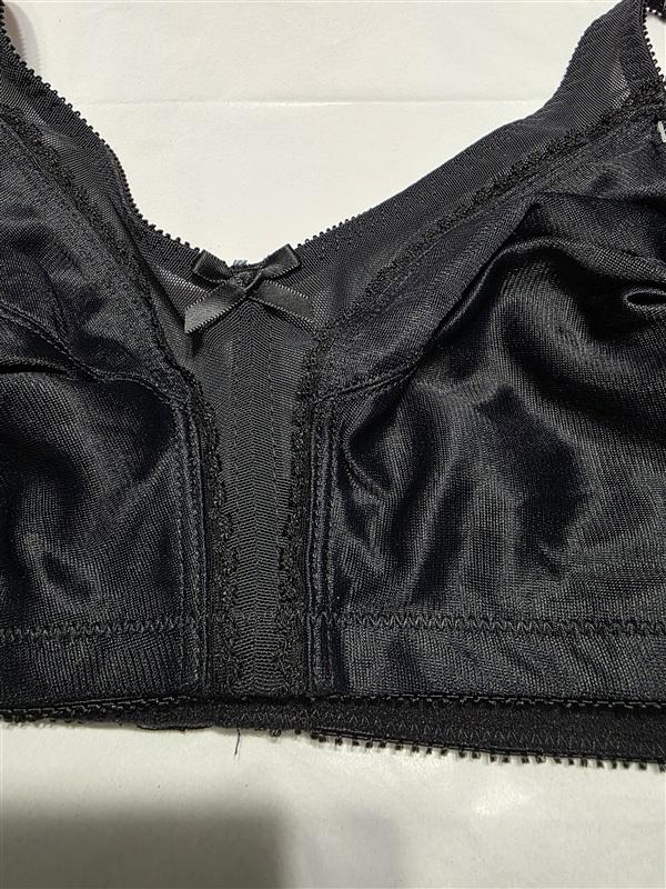 NWOT Carnival 42B Camisole Shoulder Soft Cup Bra 620 Black 135986