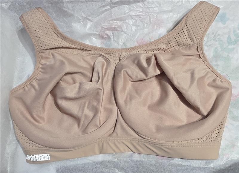NWOT Glamorise 38B Underwire High Impact Sports Bra 9066 Beige 136007