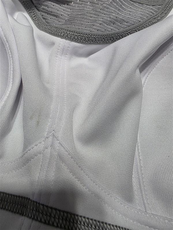 NWOt Glamorise 36C Elite Performance Med-Impact Camisole Sports Bra 1067 136012