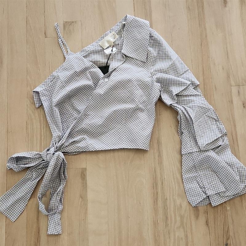 NWT Anthropologie J.O.A. XS Bell Sleeve 1 Shoulder Cropped Wrap Top 136050