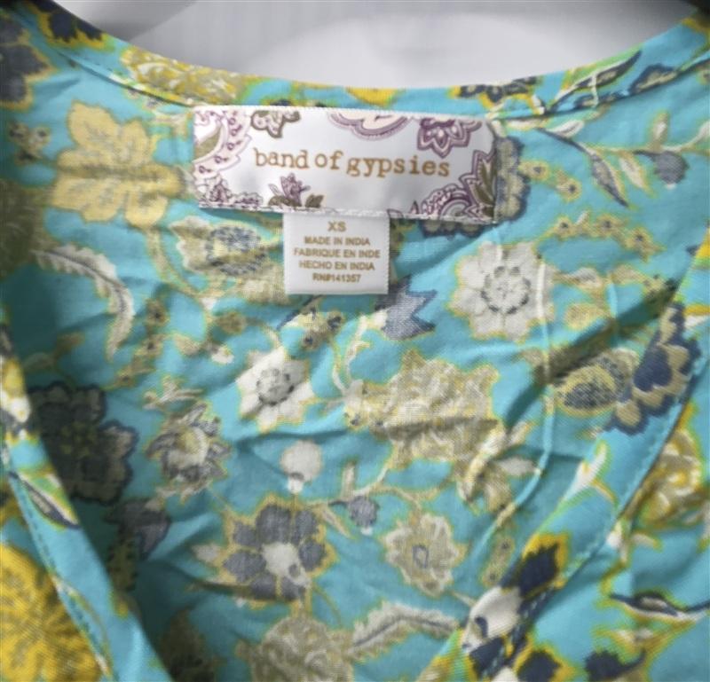NWT Free People Band of Gypsies XS Floral Boho Cropped Wrap Top 136051