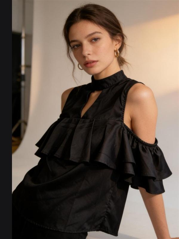NWT Anthropologie J.O.A. X Small High Neck Cold Shoulder Bow Blouse 136063