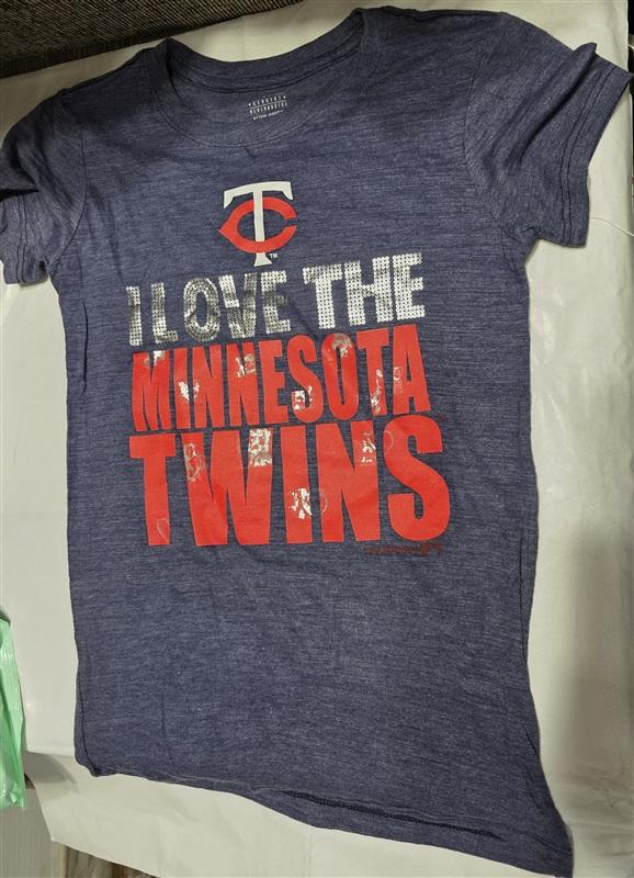 NWOT Team Athletics S 7/8 Girls I Love the Minnesota Twins T Shirt 136180