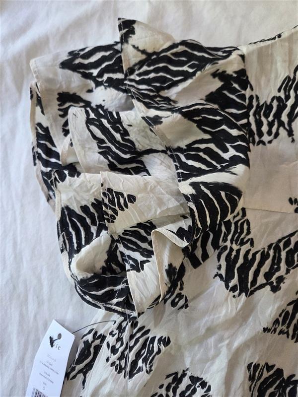 NWT Joie S Sidera B 100% Silk Top Cream & Black 136219