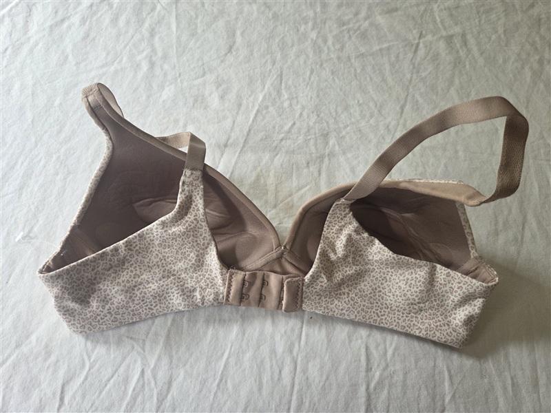 NWOT Warners 34B Invisible Bliss Cotton Wirefree Bra Lift RN0141A Cheetah 136234