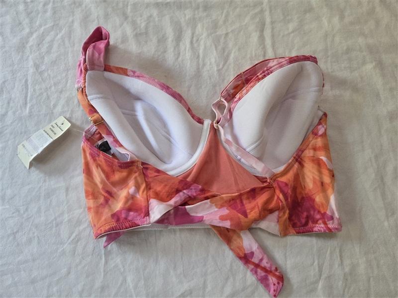 NWT Tommy Bahama Photographic Floral Longline Underwire Bikini Swim Top 136260