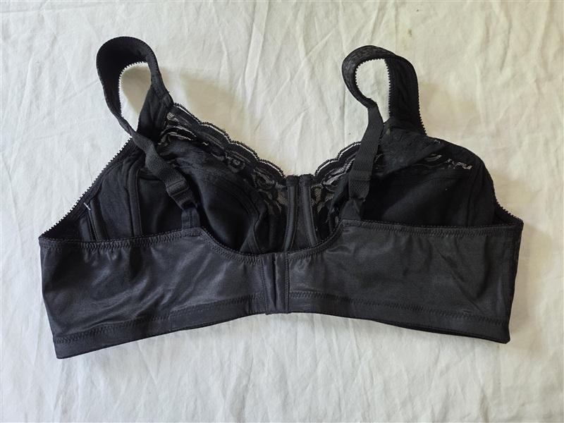 NWOT Carnival 44DD Full Figure Floral Lace Underwire Bra 511 Black 136277