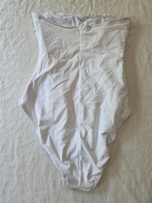NWT Bleu Rod Beattie 8 White Smocked Bandeau 1pc Swimsuit 133507