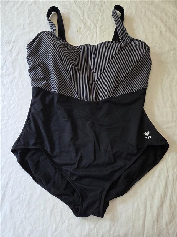 NWOT TYR 24 Plus Ombre Stripe Black Gray Controlfit 1PC Swimsuit 136295