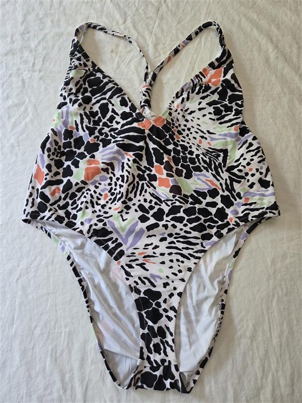 NWOT Volcom 16W Are Zoo Ready 1PC Deep V Swimsuit Animal Print 136303