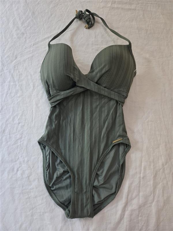 NWOT Vince Camuto Solid Olive SZ 10 Plunge One-Piece Swimsuit #96879