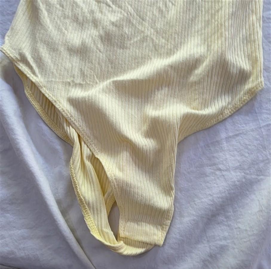 NWT Haute Monde M Yellow Ribbed Knit Off Shoulder Thong Bodysuit 136361