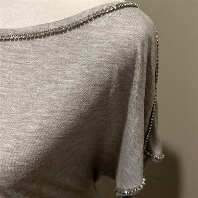 NWOT Boston Proper M Rhinestone Trim Gray T Shirt 136368