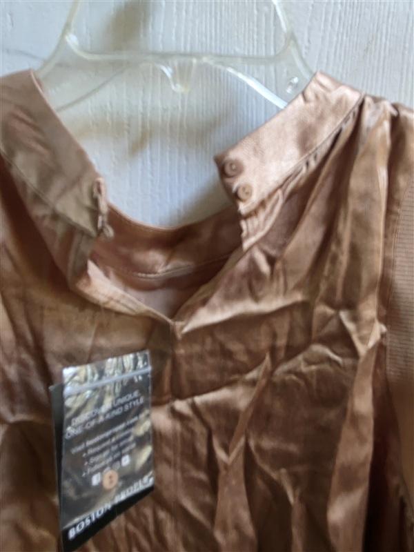 NWT Boston Proper M Gold Satin Pocket Tank T Shirt 136369